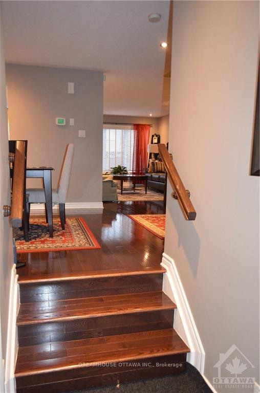 Photo 3 of 241 Serena Way, Ottawa, Barrhaven - Strandherd — HOMEH