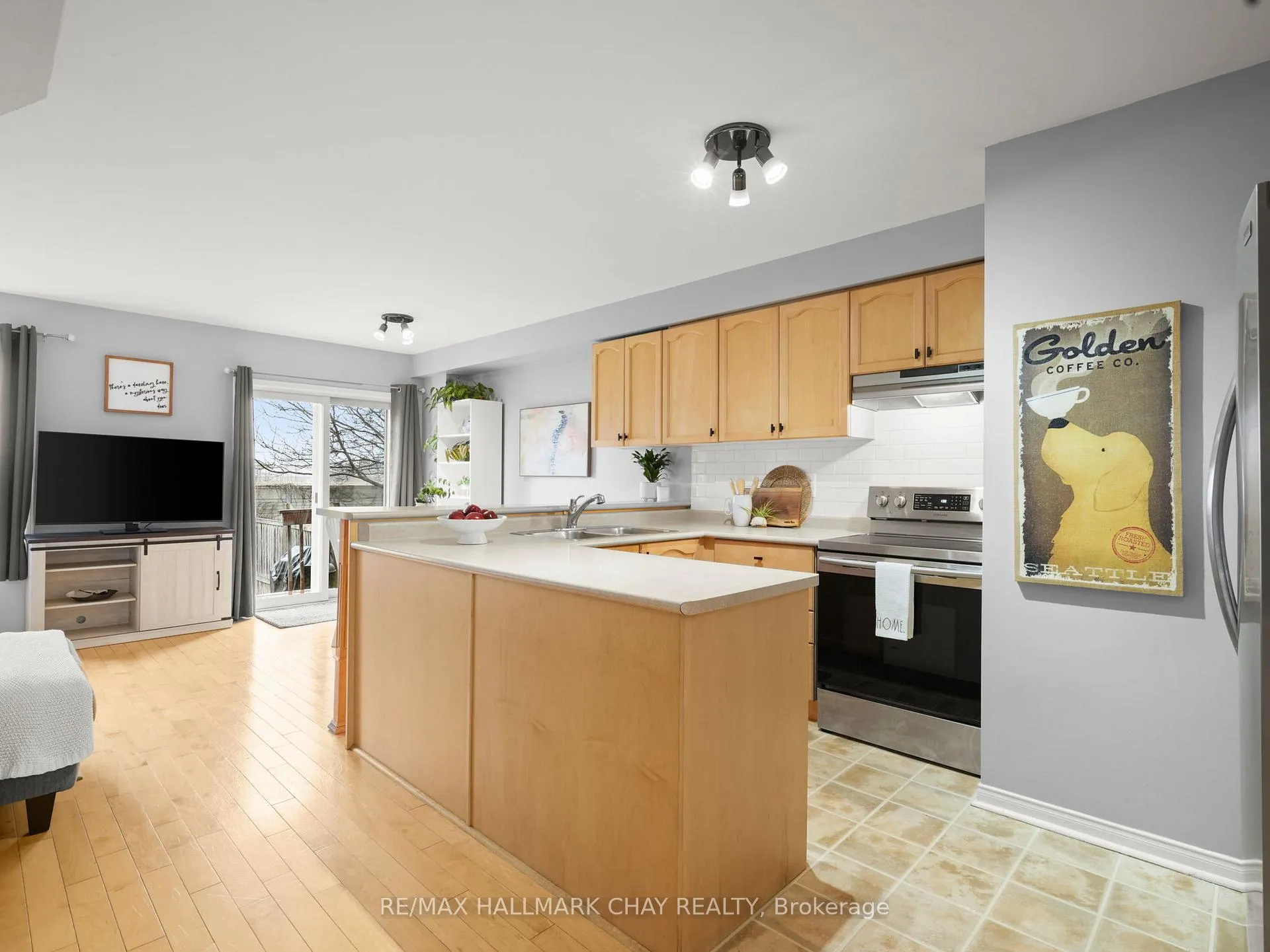 Photo 9 of 58 Smith Street, New Tecumseth, Alliston — HOMEH