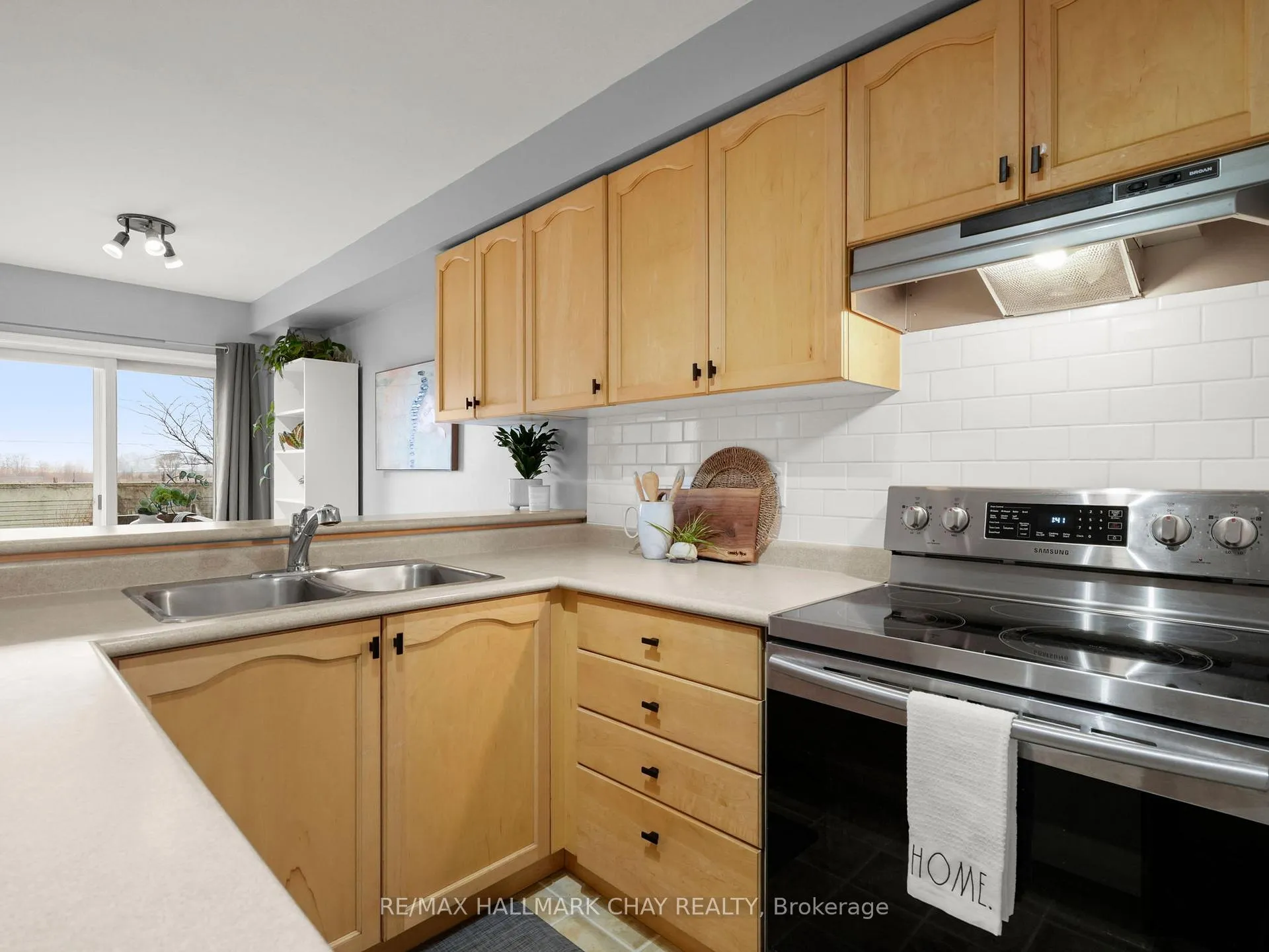 Photo 14 of 58 Smith Street, New Tecumseth, Alliston — HOMEH