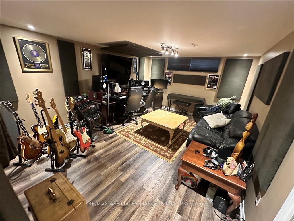 Photo 8 of 1218 Leonard Street, Cornwall — HOMEH