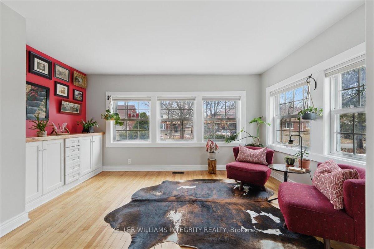 Photo 5 of 888 Maplewood Avenue, Ottawa, Queensway Terrace North — HOMEH