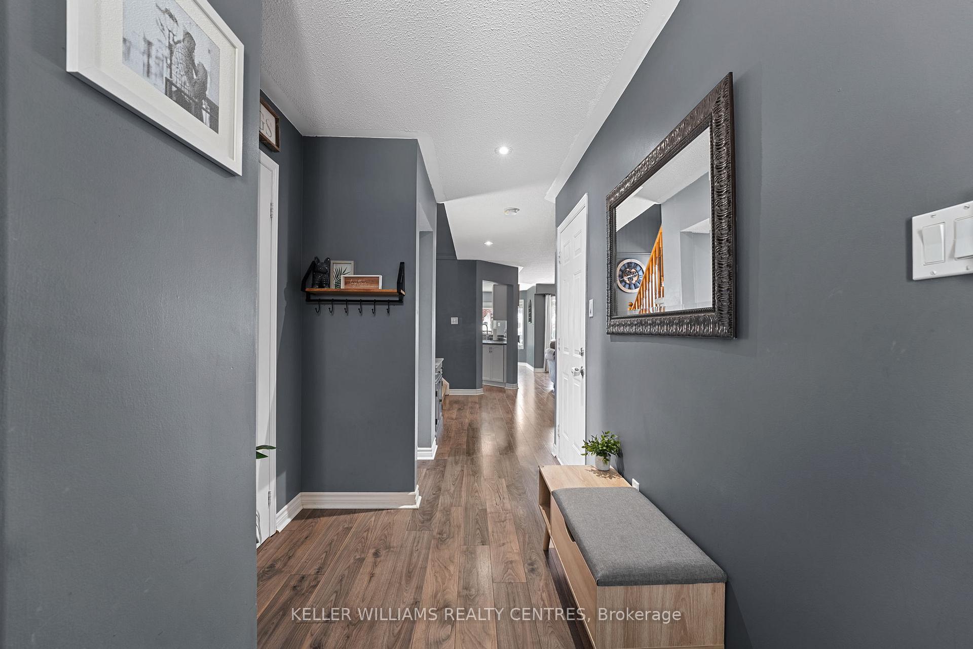 Photo 9 of 49 Laurendale Avenue, Georgina, Keswick South — HOMEH
