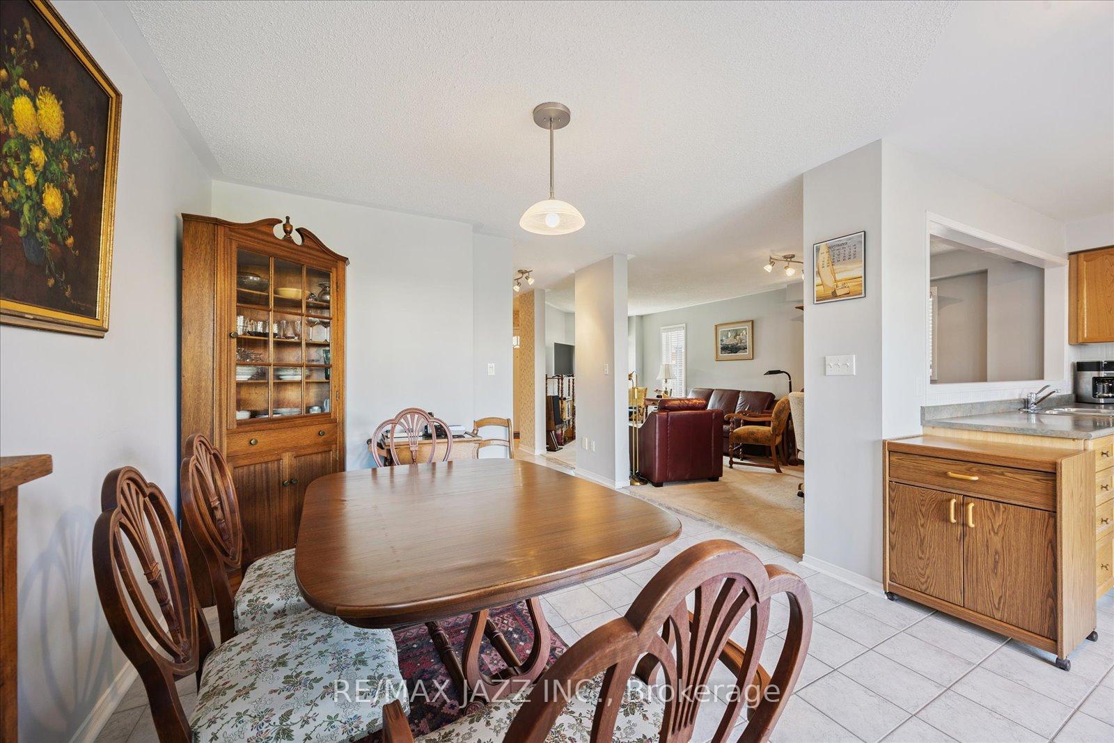 Photo 8 of 66 Daiseyfield Avenue, Clarington, Courtice — HOMEH