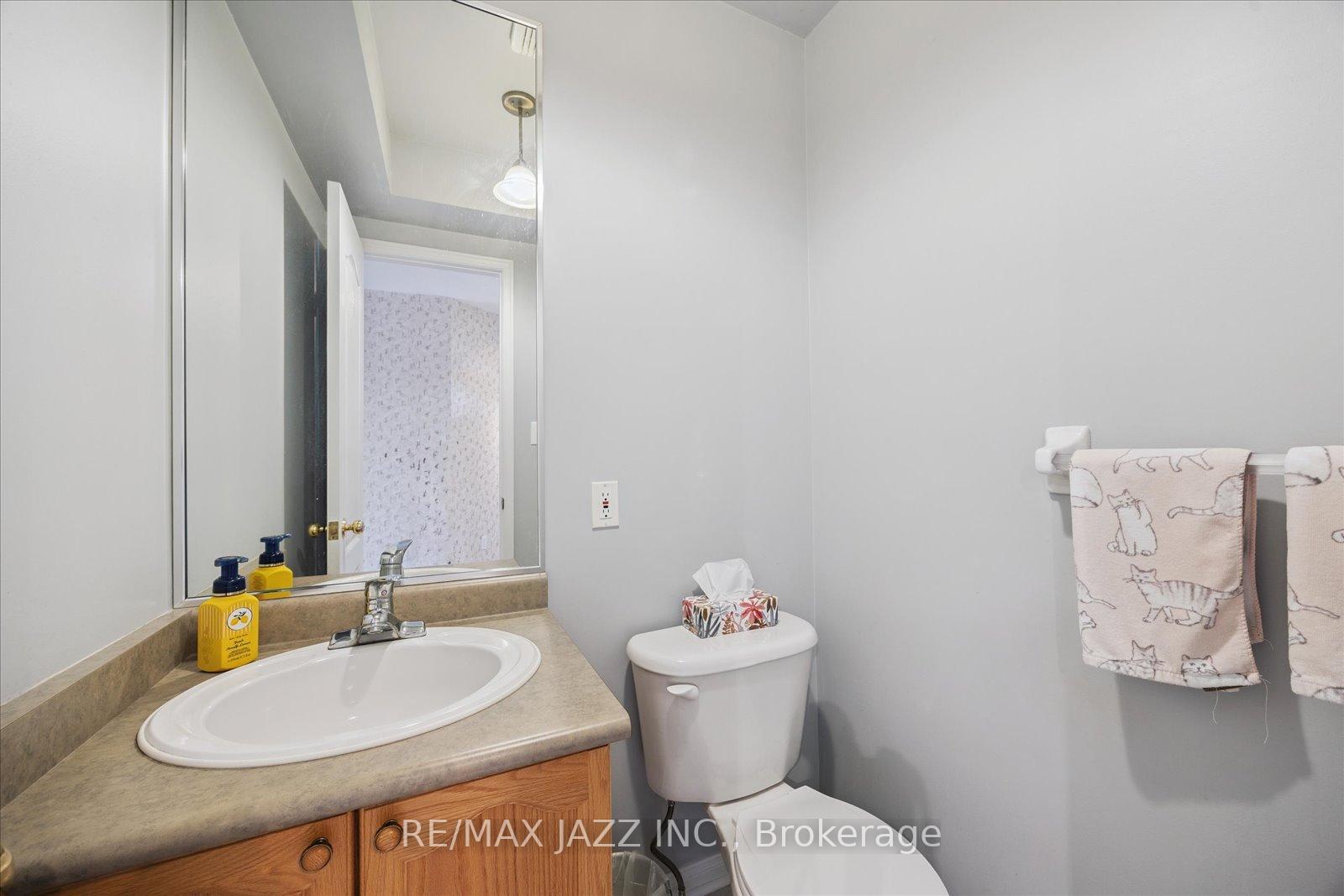 Photo 9 of 66 Daiseyfield Avenue, Clarington, Courtice — HOMEH