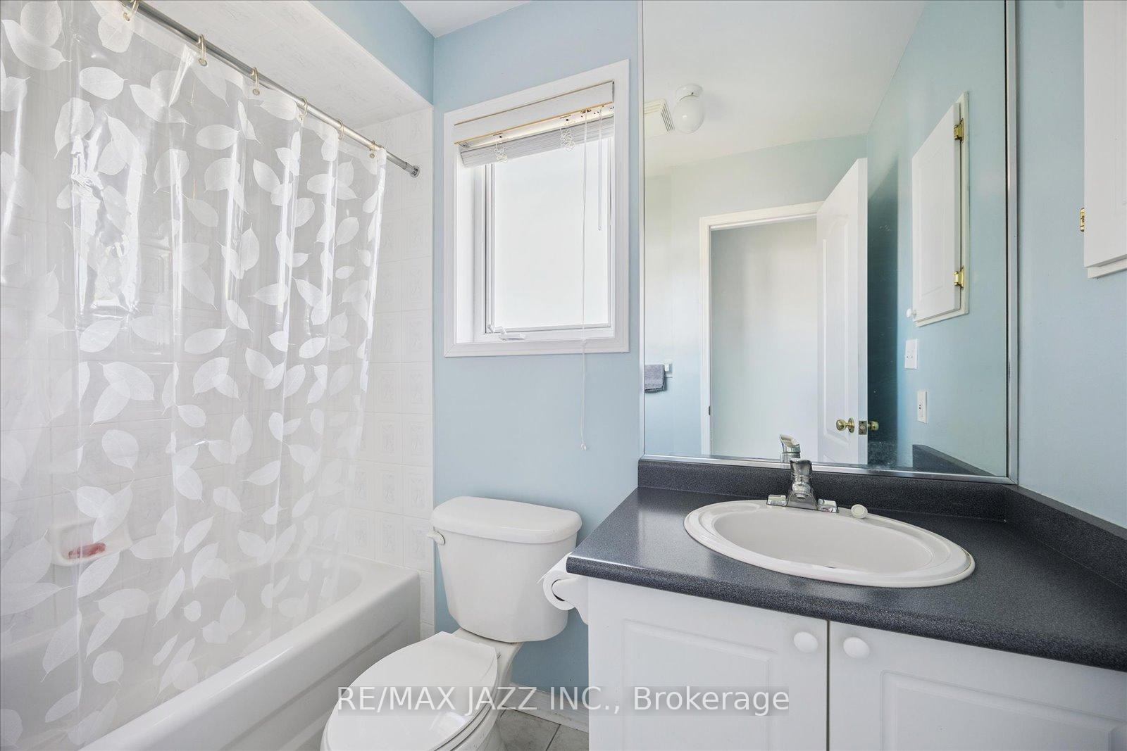 Photo 11 of 66 Daiseyfield Avenue, Clarington, Courtice — HOMEH