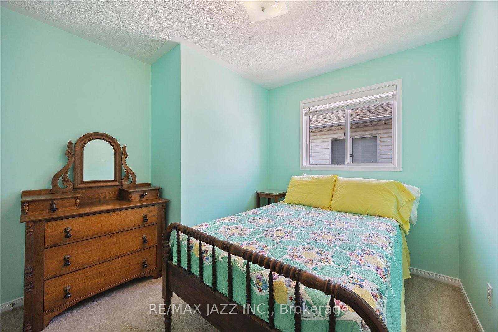 Photo 12 of 66 Daiseyfield Avenue, Clarington, Courtice — HOMEH