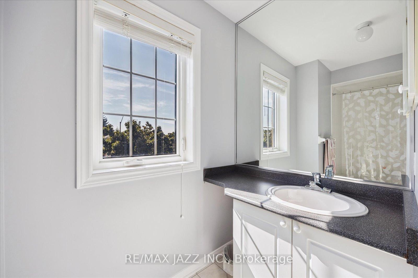 Photo 14 of 66 Daiseyfield Avenue, Clarington, Courtice — HOMEH
