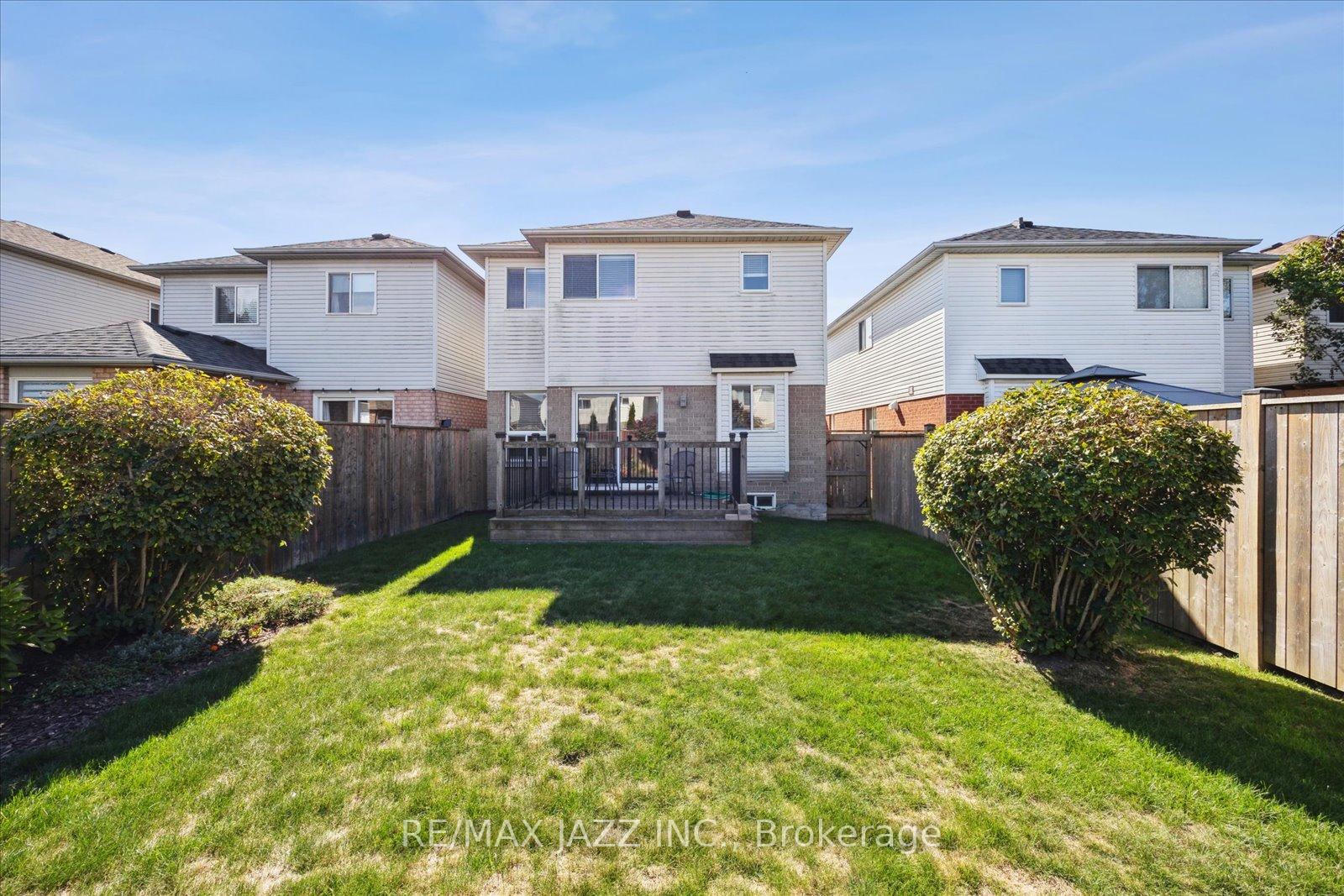Photo 19 of 66 Daiseyfield Avenue, Clarington, Courtice — HOMEH