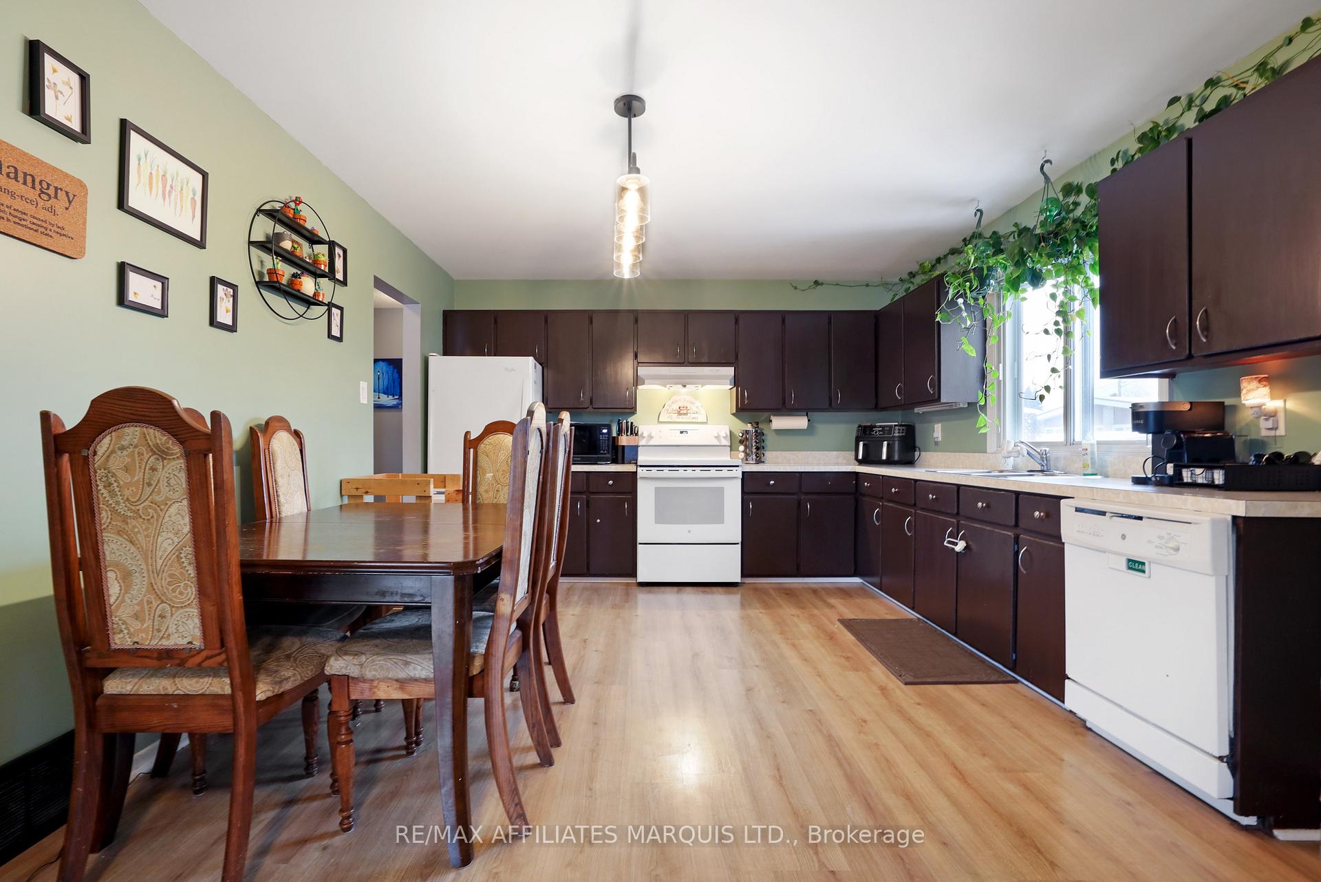 Photo 2 of 225 Lemay Street, Cornwall — HOMEH