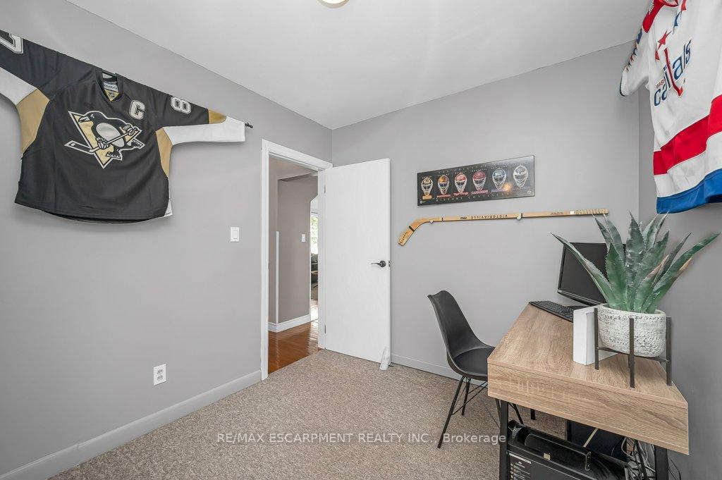 Photo 20 of 480 Mohawk Road W, Hamilton, Westcliffe — HOMEH