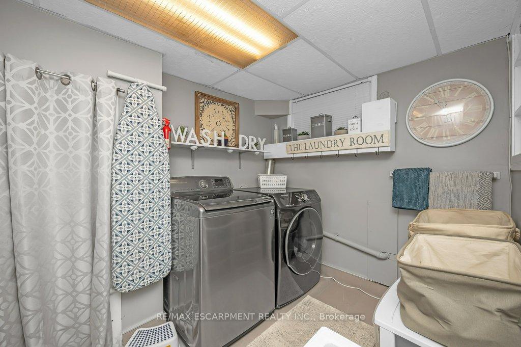 Photo 25 of 480 Mohawk Road W, Hamilton, Westcliffe — HOMEH