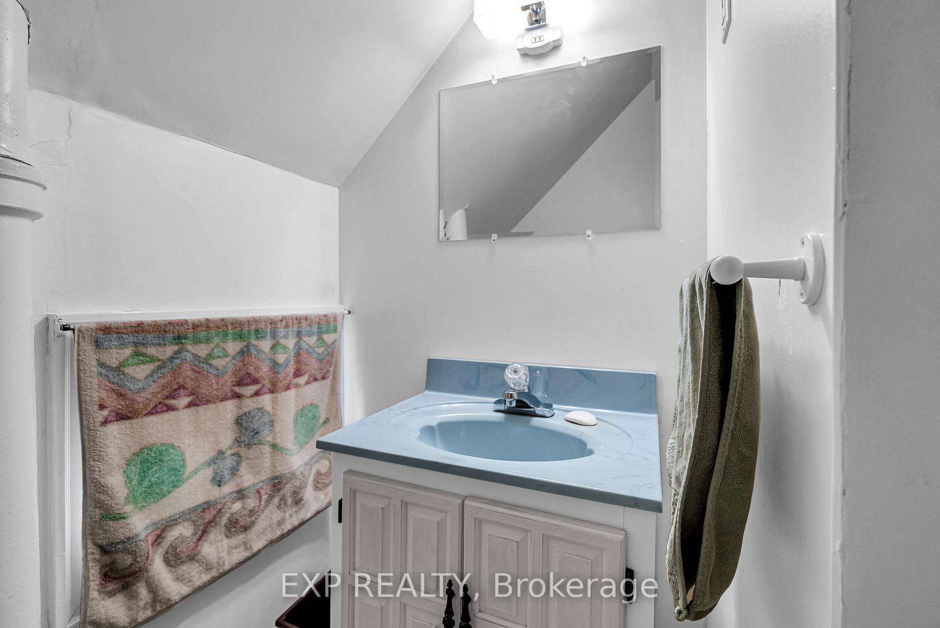 Photo 20 of 313 Sixth Street W, Cornwall — HOMEH