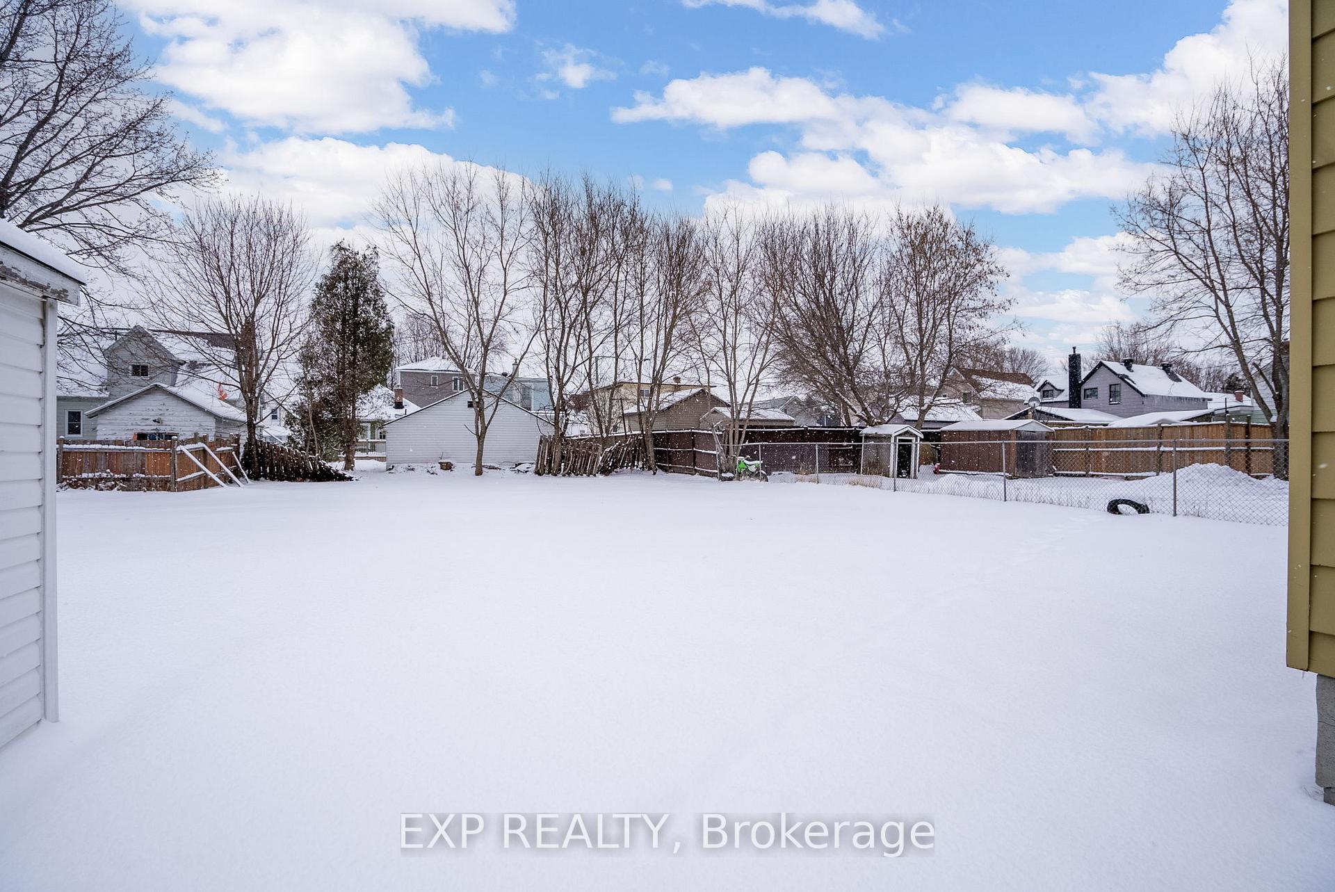 Photo 24 of 313 Sixth Street W, Cornwall — HOMEH