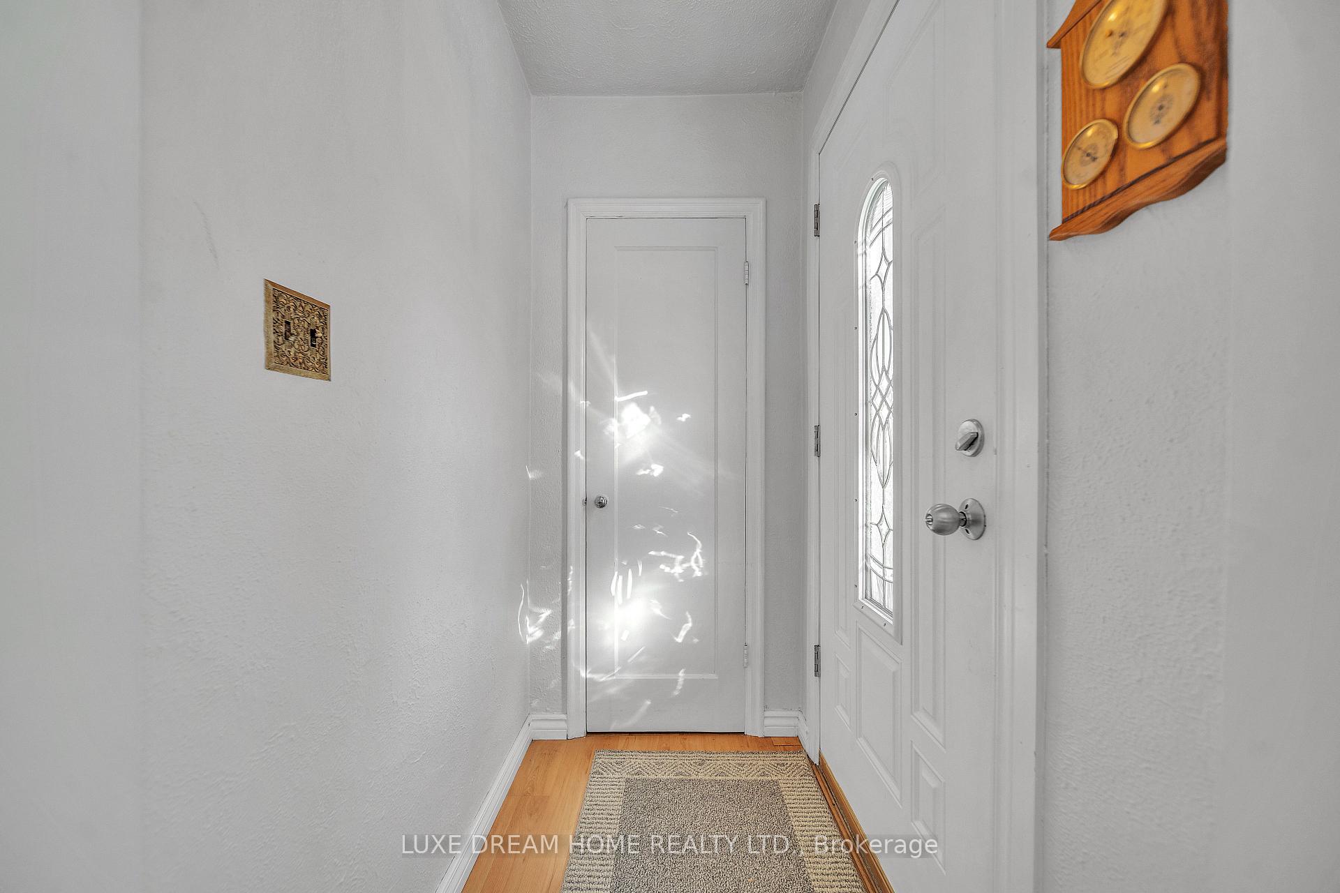 Photo 5 of 294 East 17th Street, Hamilton, Inch Park — HOMEH