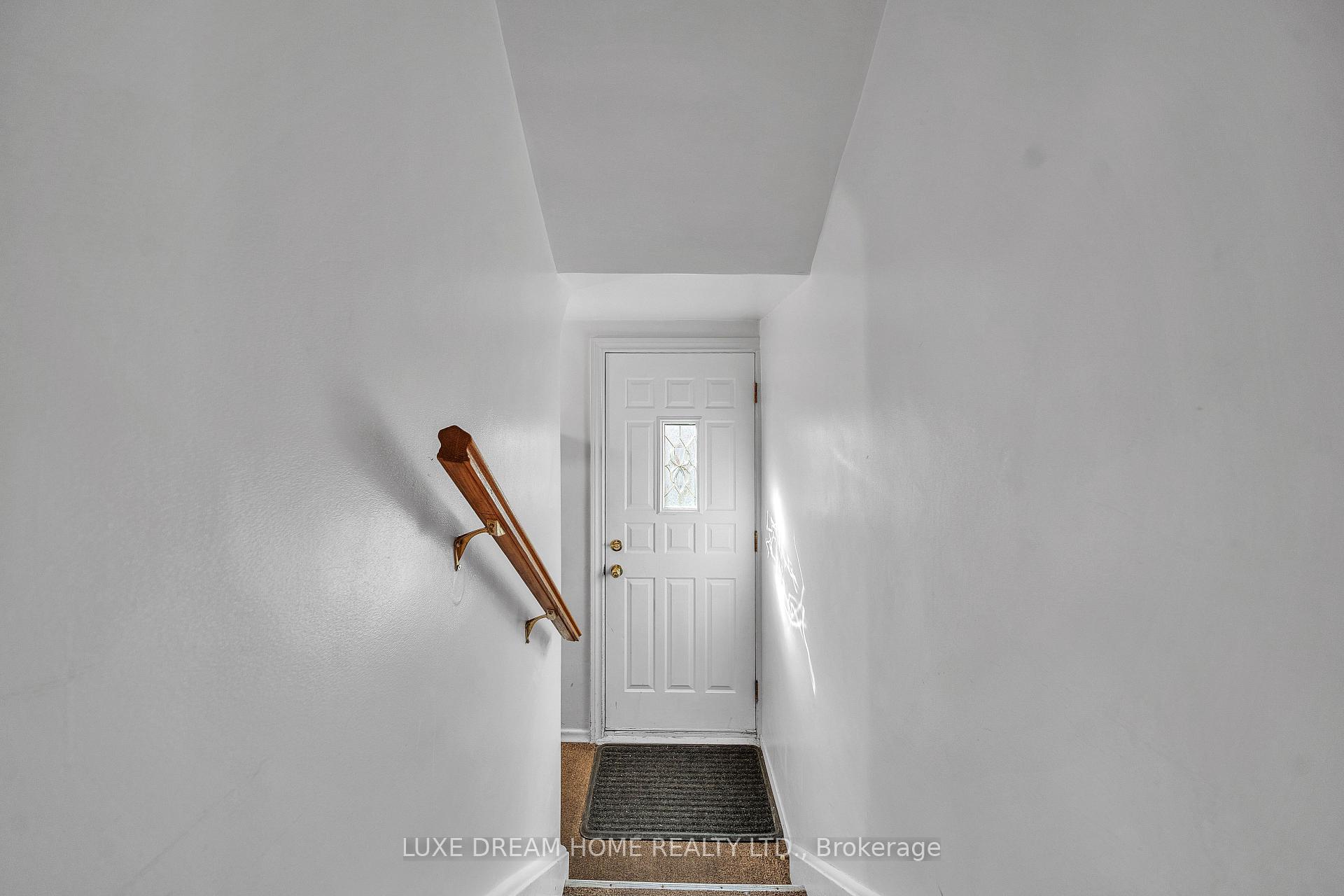 Photo 16 of 294 East 17th Street, Hamilton, Inch Park — HOMEH