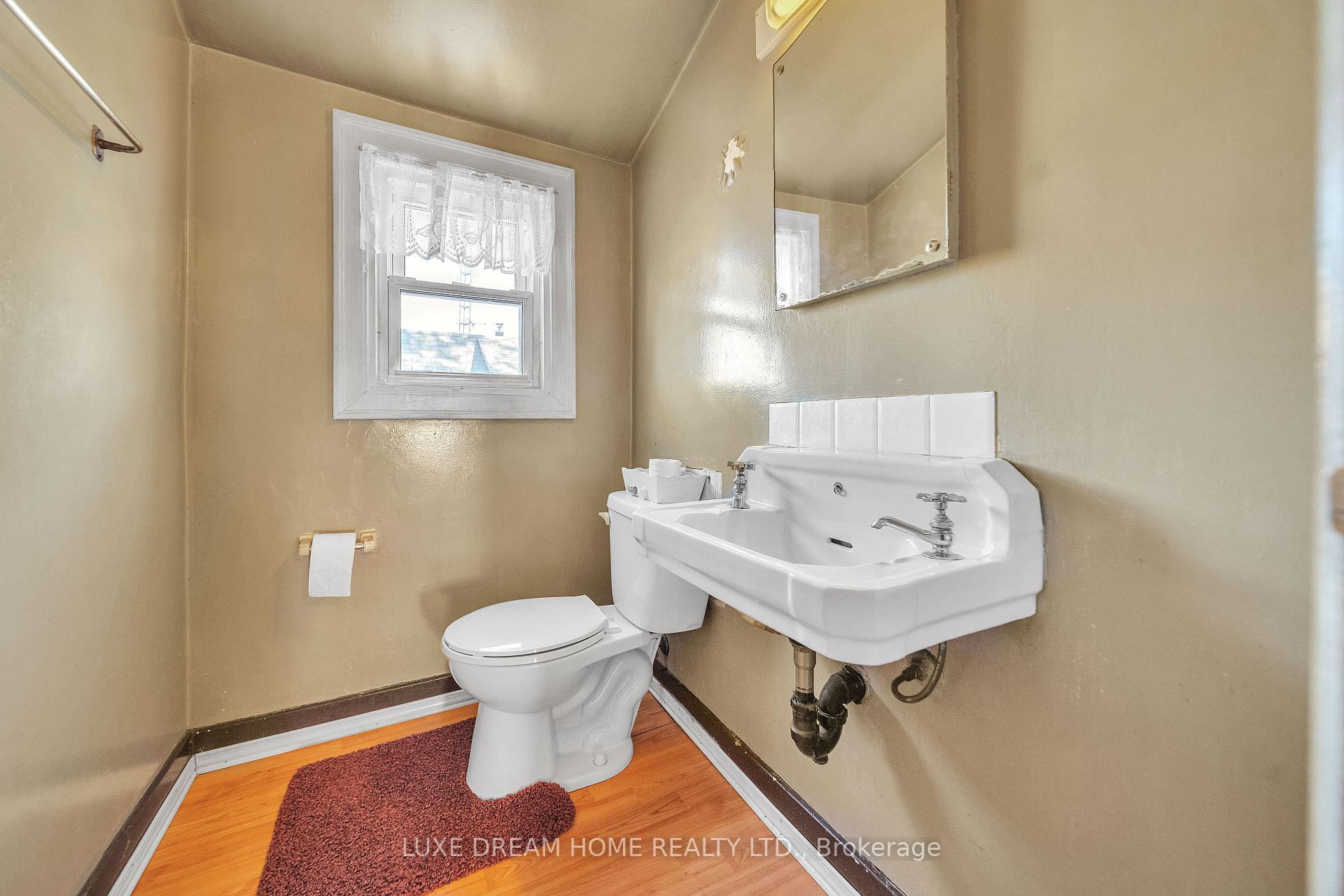Photo 22 of 294 East 17th Street, Hamilton, Inch Park — HOMEH