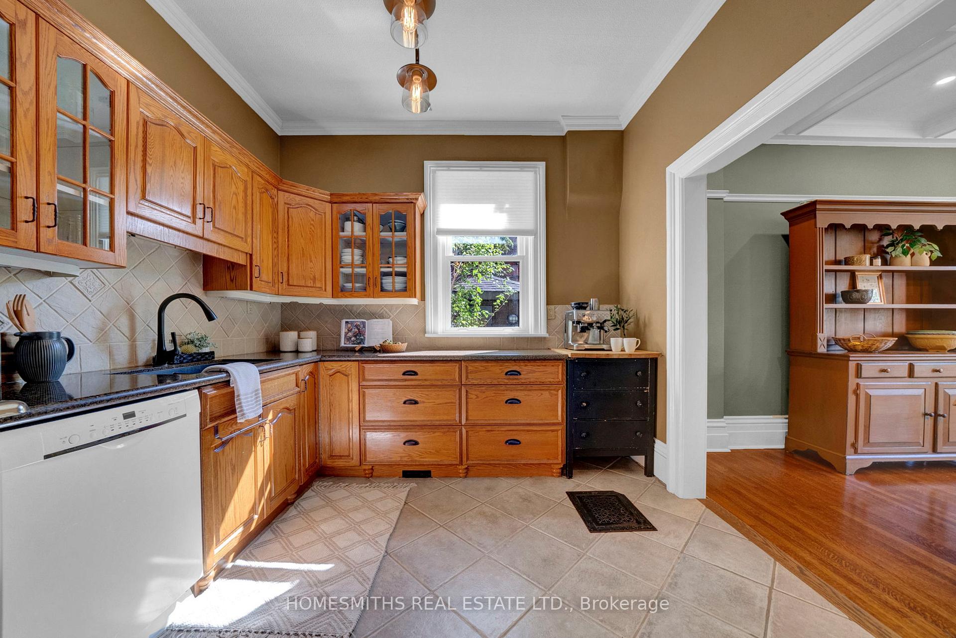 Photo 15 of 3 Ontario Street, Clarington, Bowmanville — HOMEH