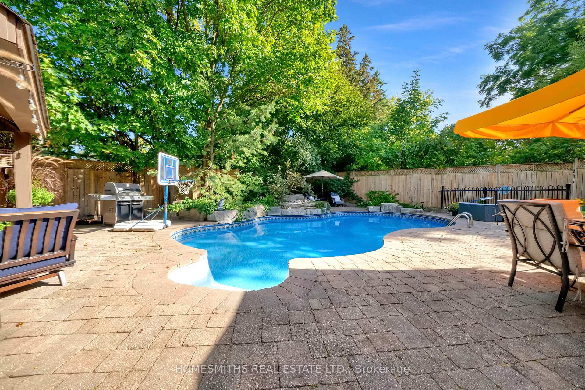 Photo 45 of 3 Ontario Street, Clarington, Bowmanville — HOMEH