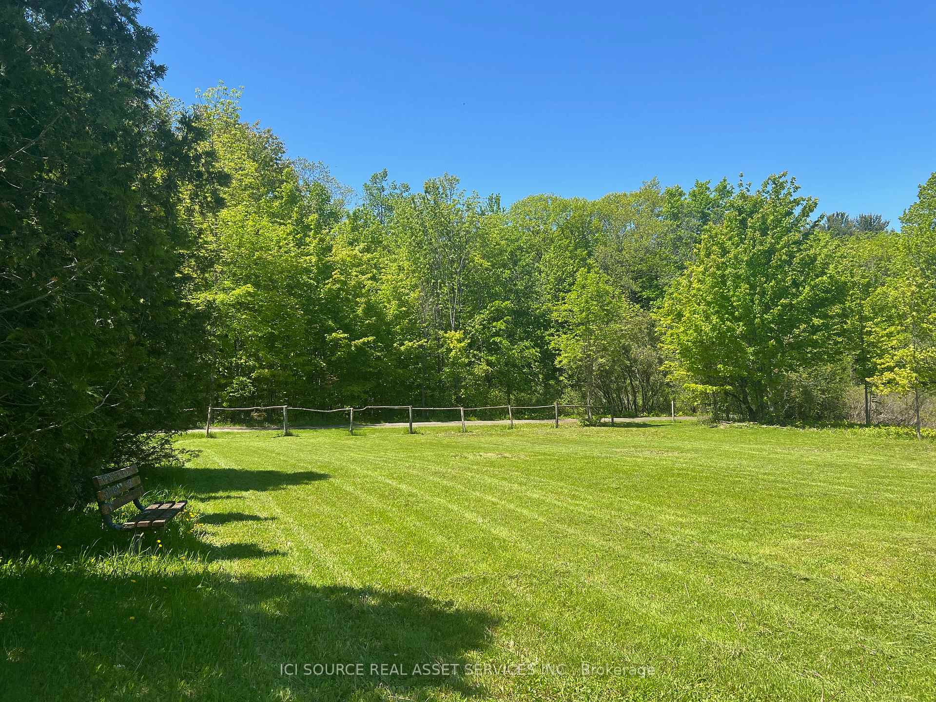Photo 4 of 4071 Hiawatha Lane, Frontenac, Frontenac South — HOMEH