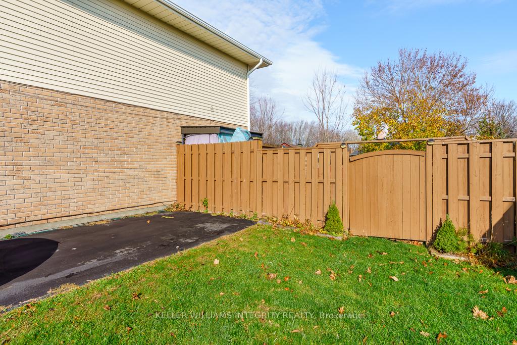 Photo 3 of 720 Lynn Street, Cornwall — HOMEH