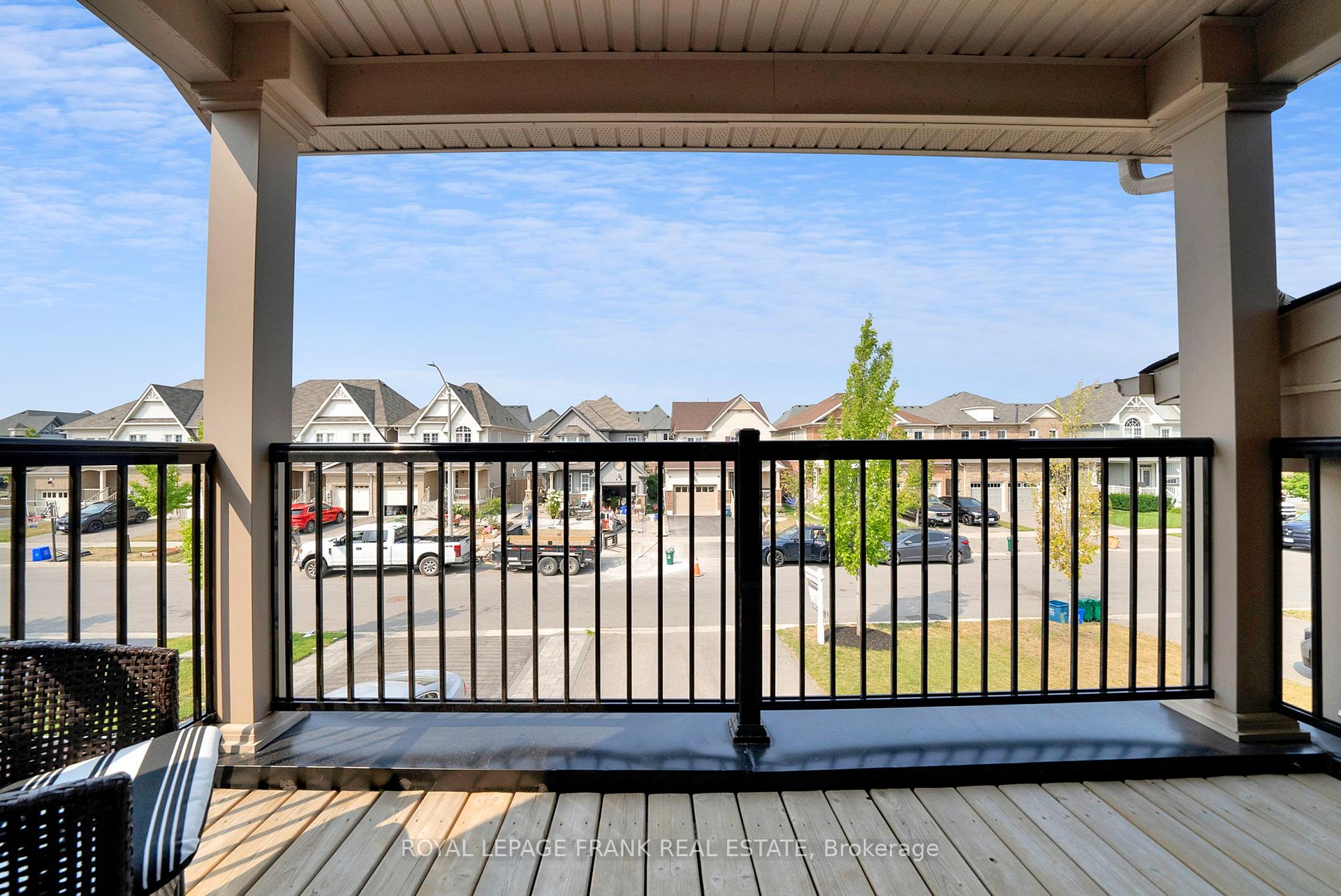 Photo 17 of 19 Jack Roach Street, Clarington, Bowmanville — HOMEH