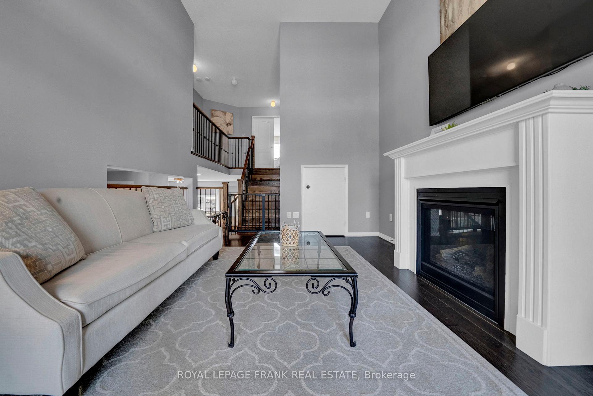 Photo 18 of 19 Jack Roach Street, Clarington, Bowmanville — HOMEH