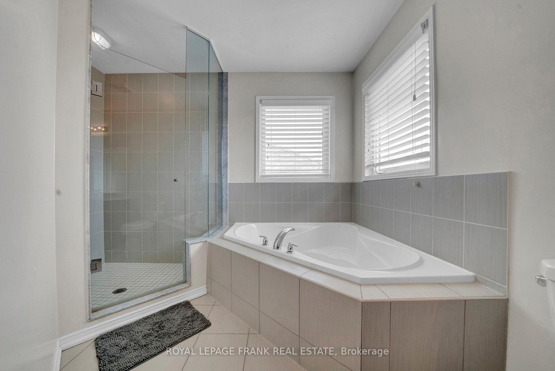 Photo 22 of 19 Jack Roach Street, Clarington, Bowmanville — HOMEH