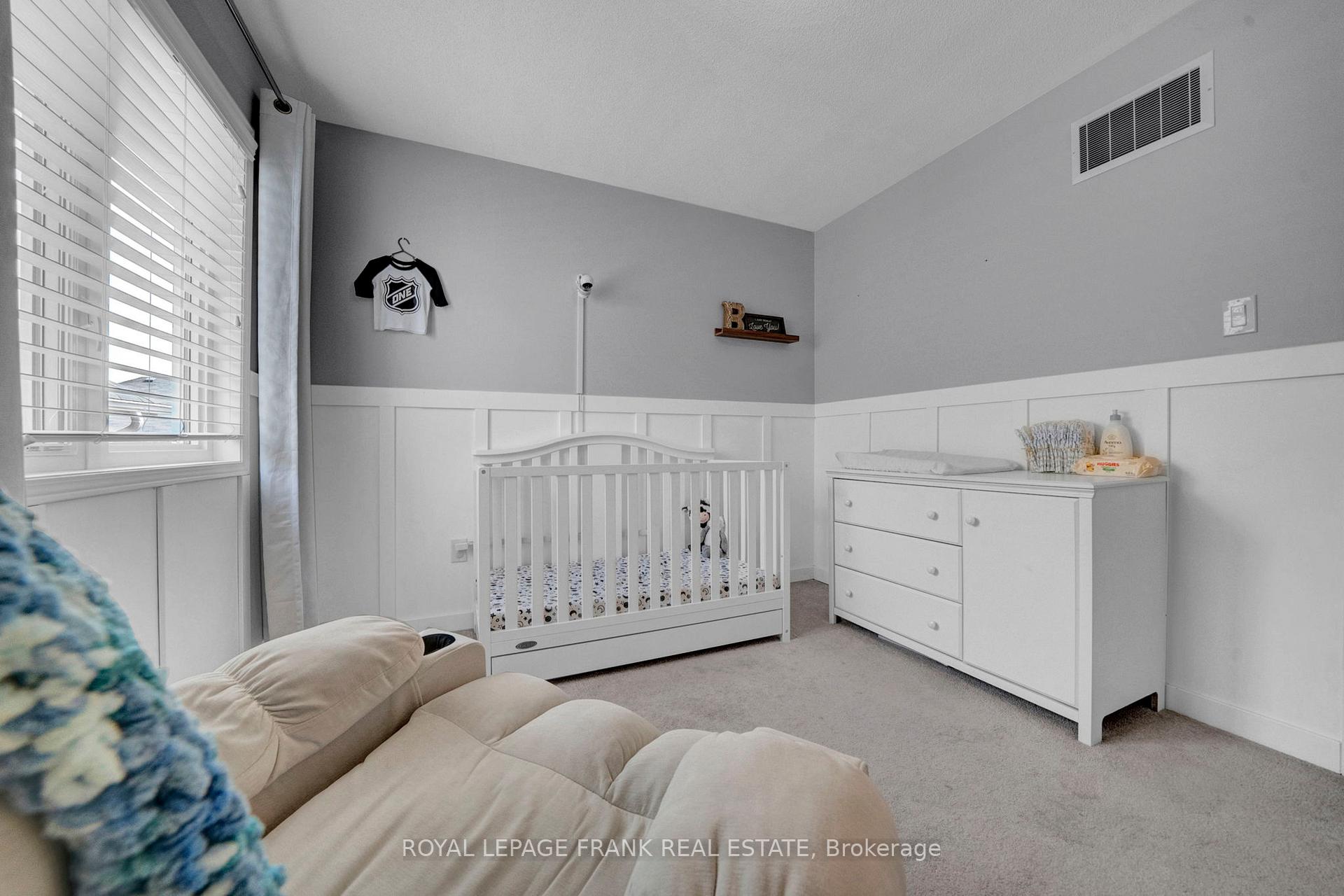 Photo 24 of 19 Jack Roach Street, Clarington, Bowmanville — HOMEH