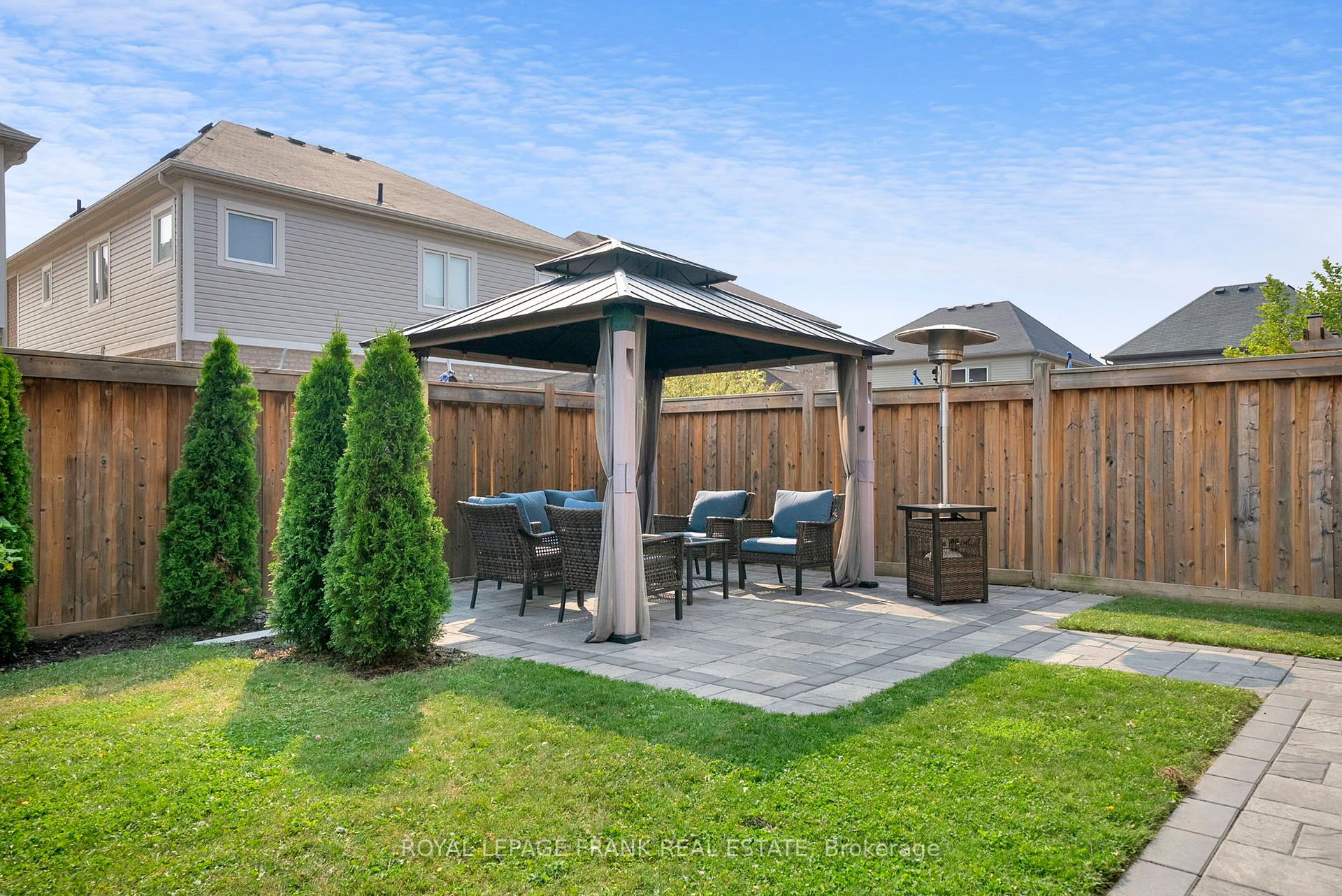 Photo 32 of 19 Jack Roach Street, Clarington, Bowmanville — HOMEH