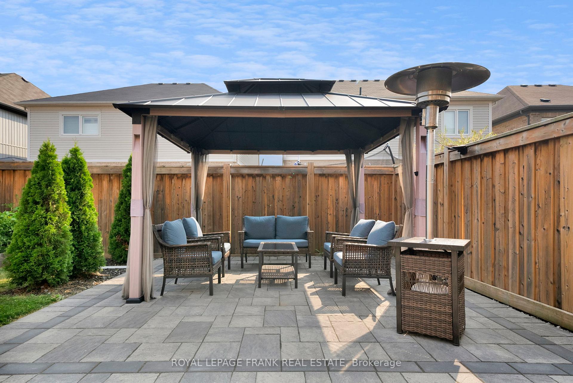 Photo 33 of 19 Jack Roach Street, Clarington, Bowmanville — HOMEH