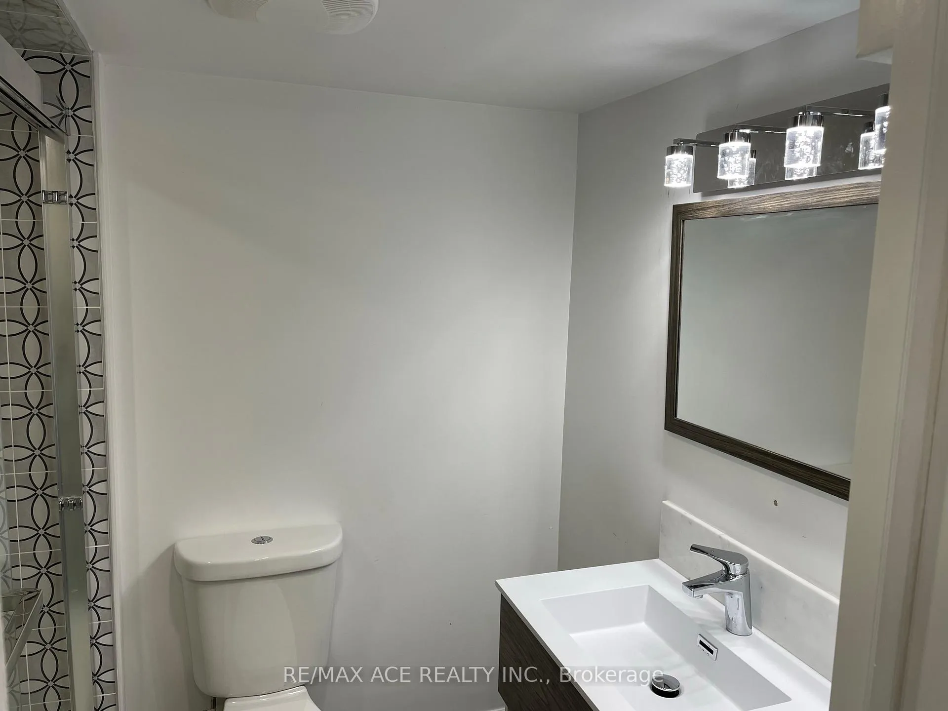 Photo 26 of 244 Etna Avenue, Oshawa, Central — HOMEH