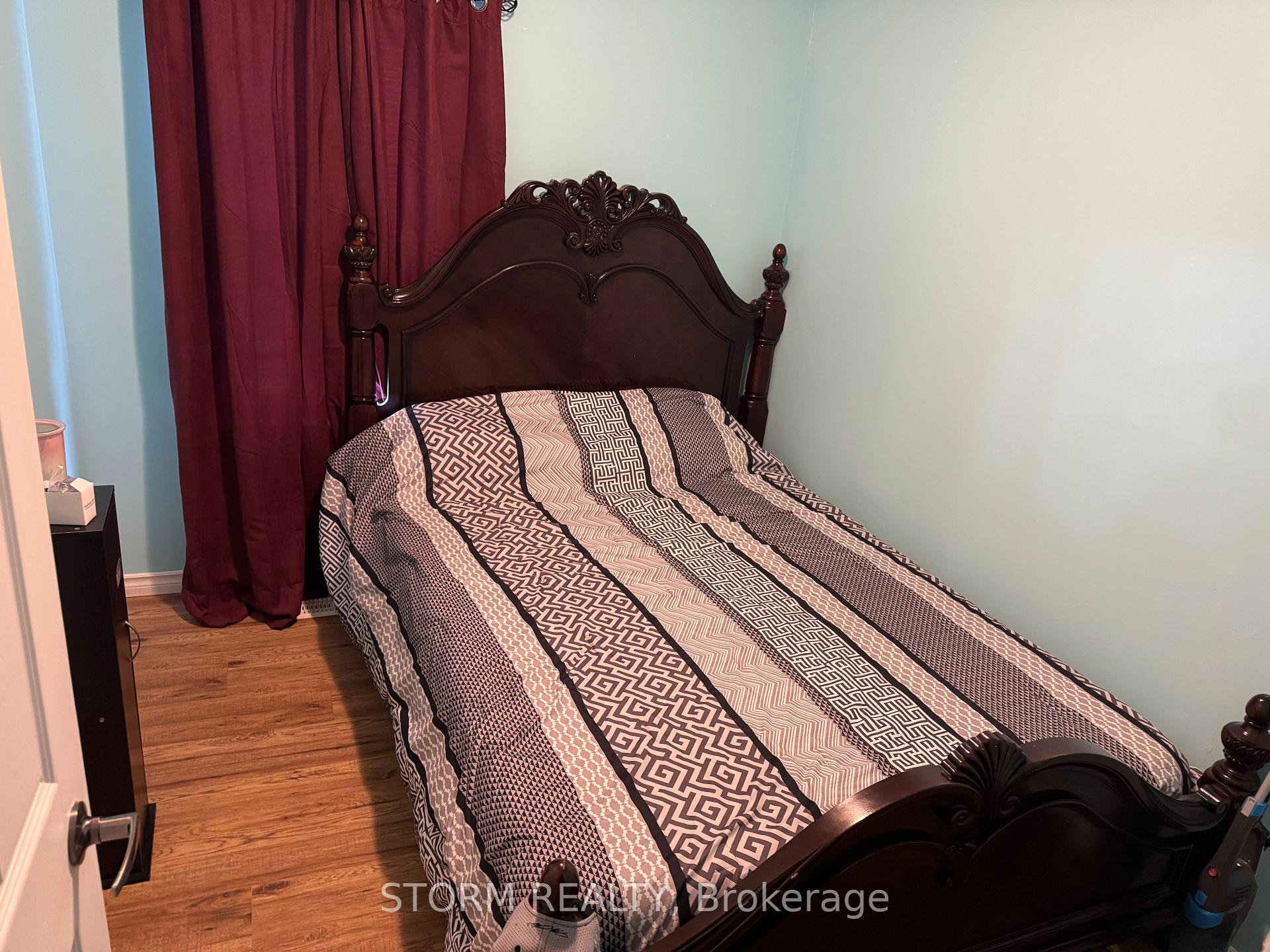 Photo 10 of 63-63A Eleventh Street W, Cornwall — HOMEH