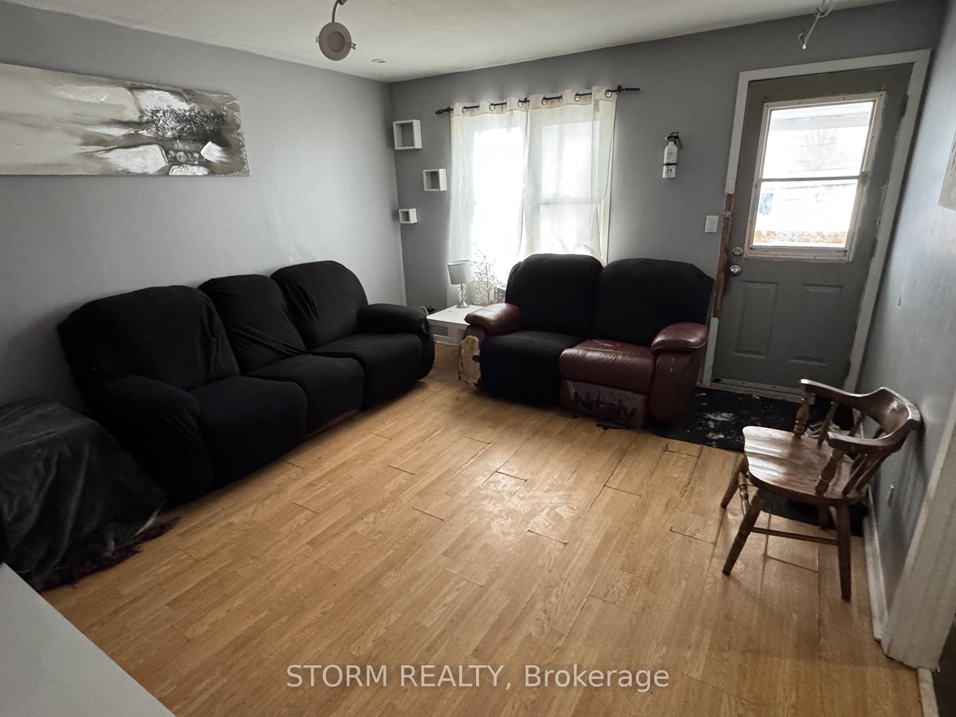 Photo 15 of 63-63A Eleventh Street W, Cornwall — HOMEH