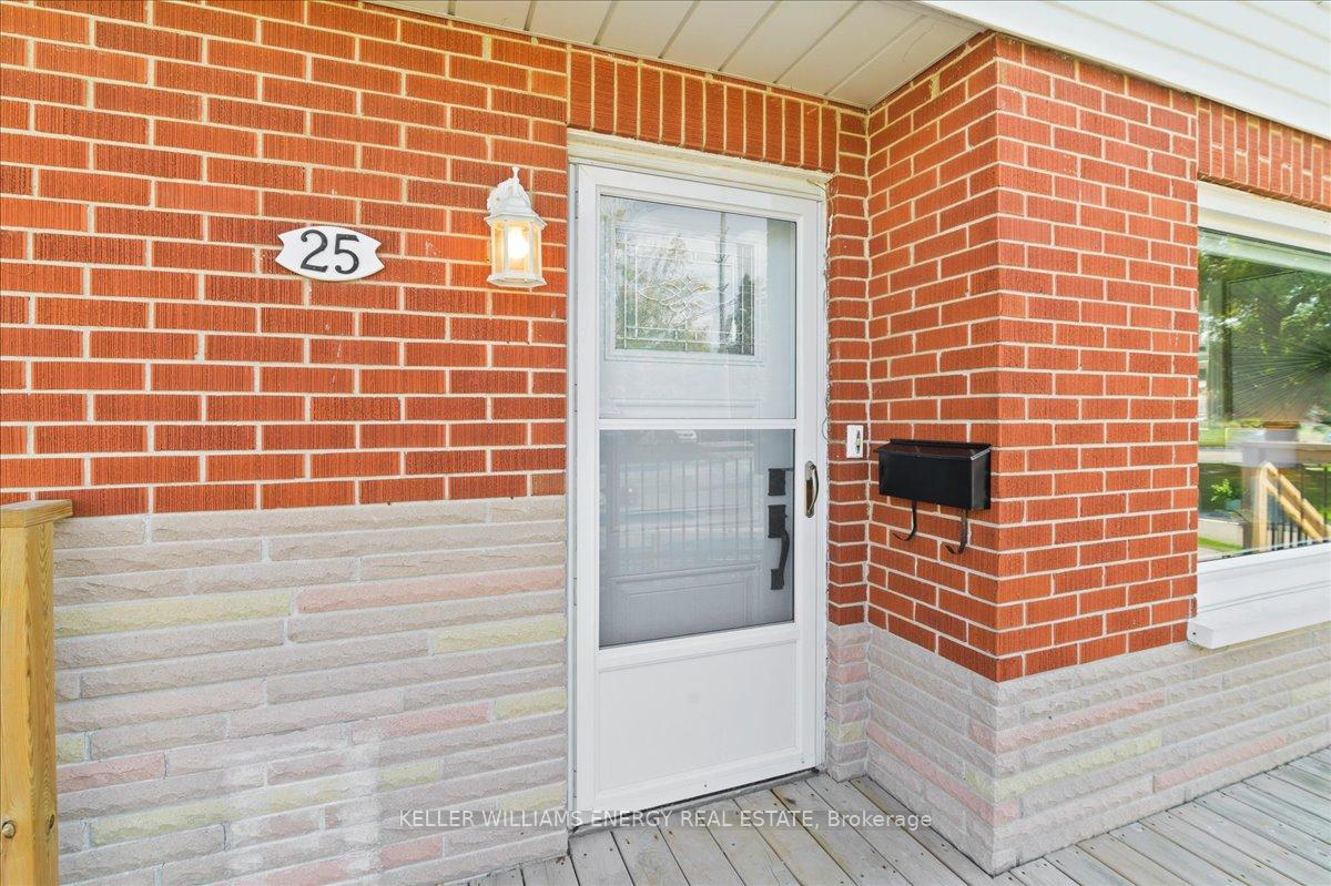Photo 6 of 25 Concession Street E, Clarington, Bowmanville — HOMEH