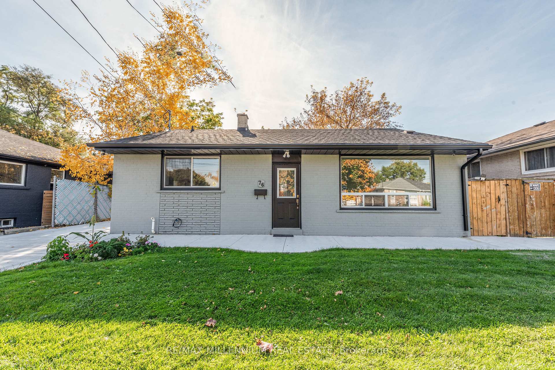 Front of 76 Raylawn Crescent