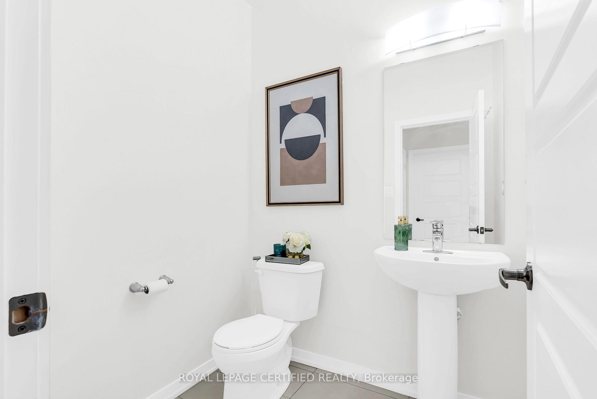 Photo 21 of 35 Bedrock Drive E, Hamilton, Stoney Creek — HOMEH