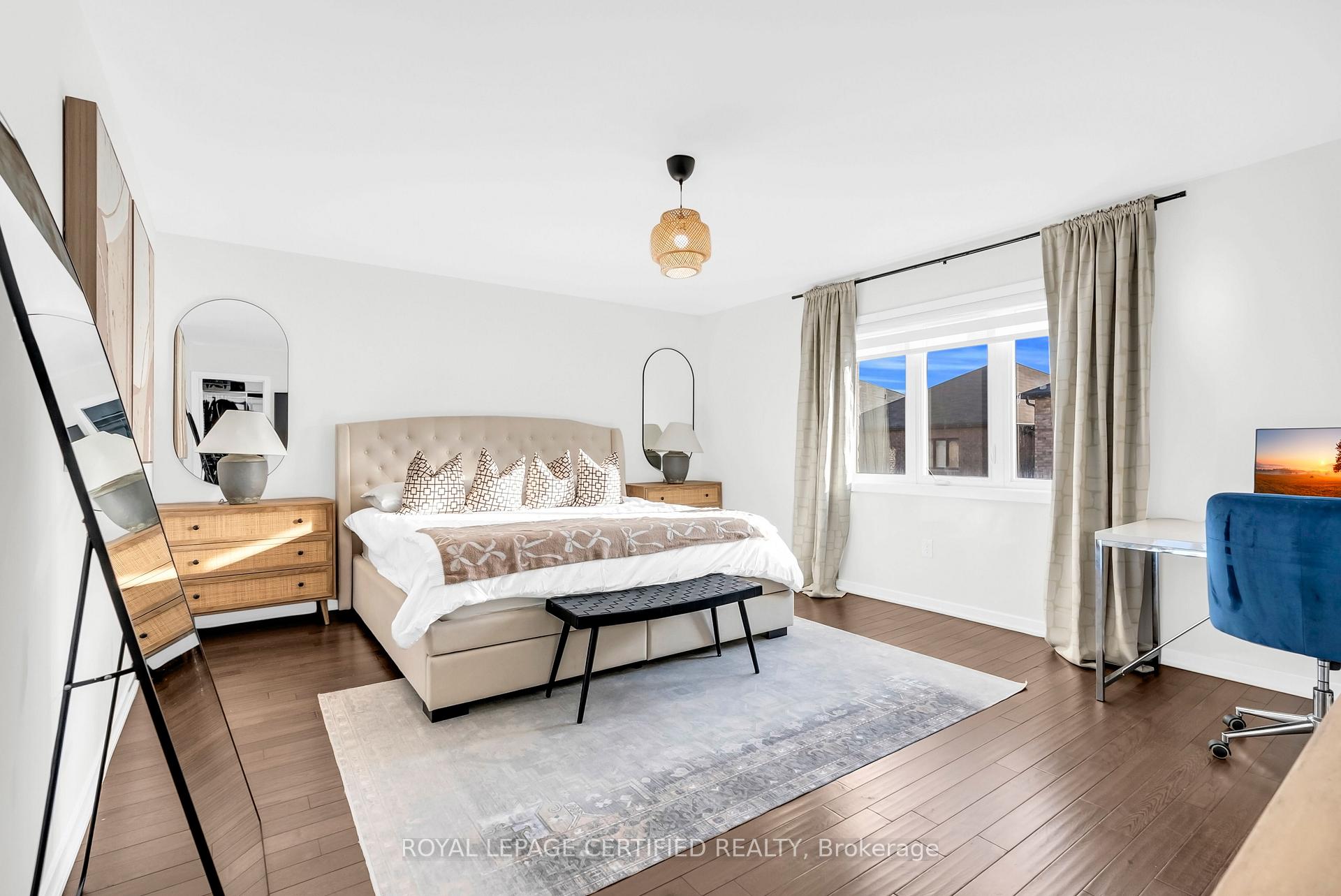 Photo 29 of 35 Bedrock Drive E, Hamilton, Stoney Creek — HOMEH