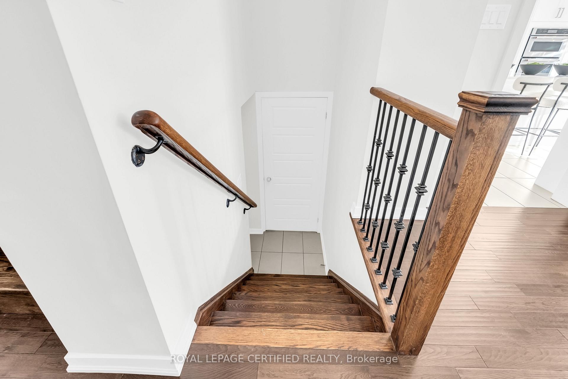 Photo 42 of 35 Bedrock Drive E, Hamilton, Stoney Creek — HOMEH
