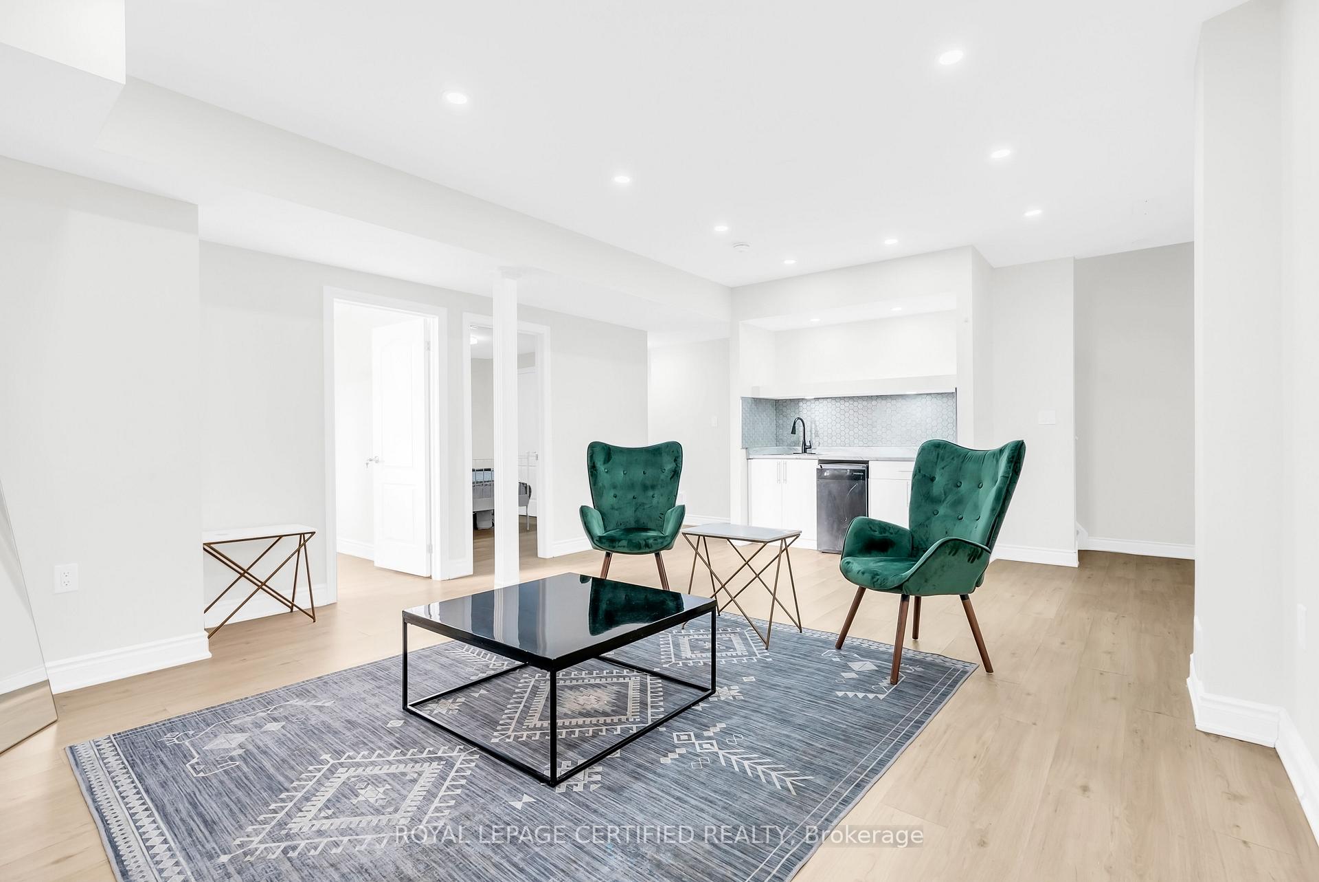 Photo 43 of 35 Bedrock Drive E, Hamilton, Stoney Creek — HOMEH