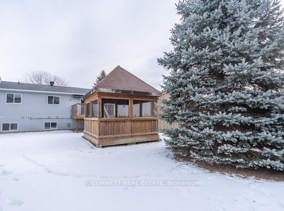 Photo 9 of 253 Ivan Crescent S, Cornwall — HOMEH