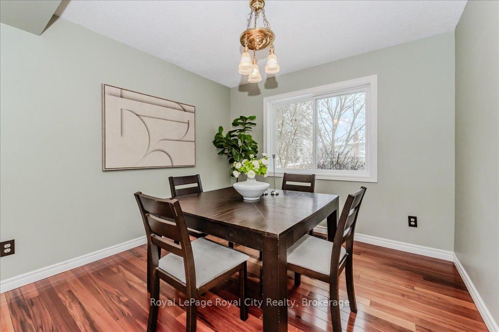 Photo 7 of 5 Hazelwood Drive, Guelph, Kortright Hills — HOMEH