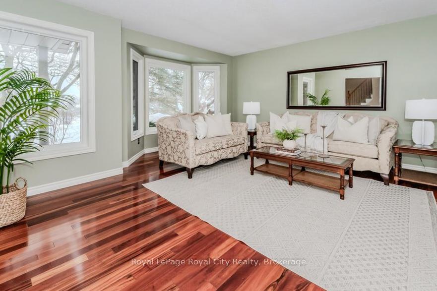 Photo 9 of 5 Hazelwood Drive, Guelph, Kortright Hills — HOMEH