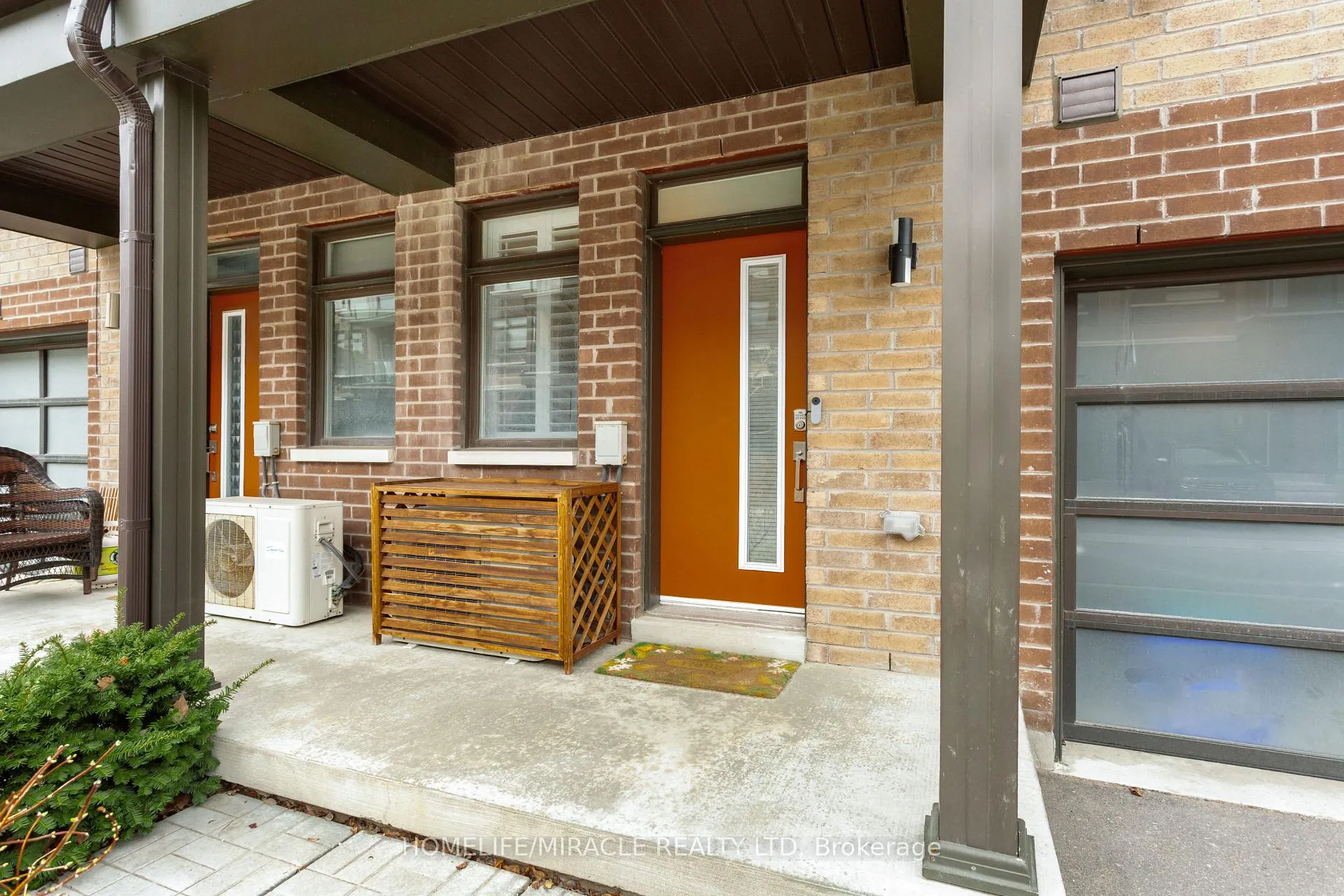 Photo 4 of 285 Dalhousie Street, Vaughan, Vaughan Grove — HOMEH