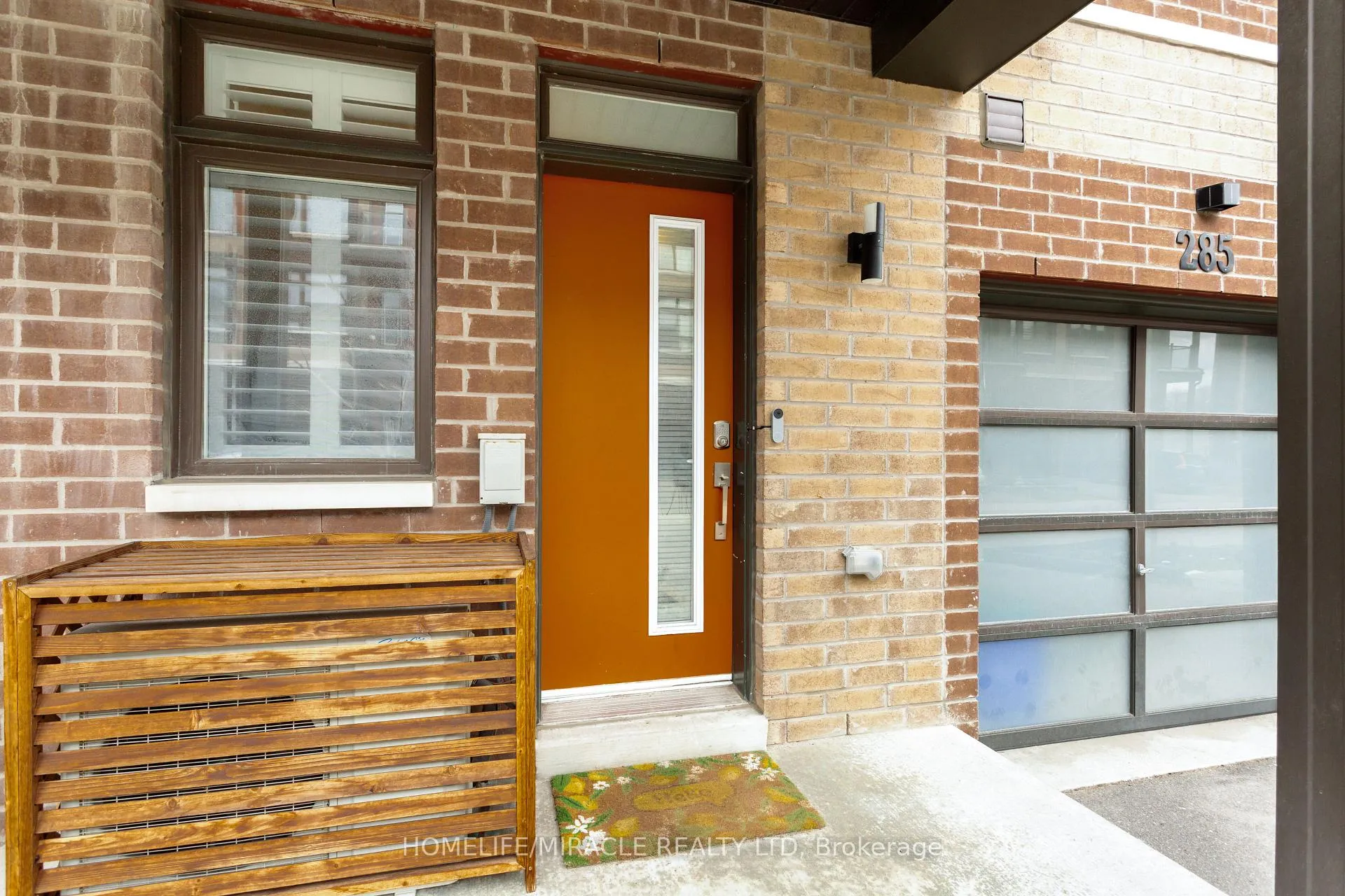 Photo 5 of 285 Dalhousie Street, Vaughan, Vaughan Grove — HOMEH