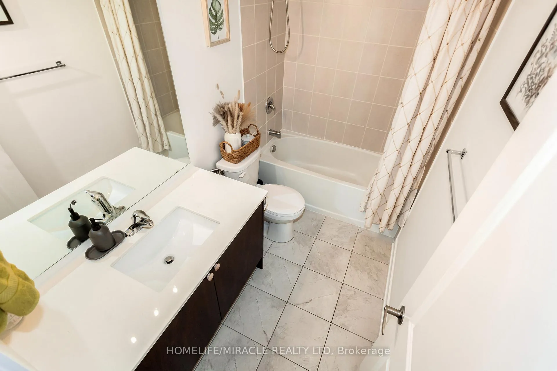 Photo 32 of 285 Dalhousie Street, Vaughan, Vaughan Grove — HOMEH