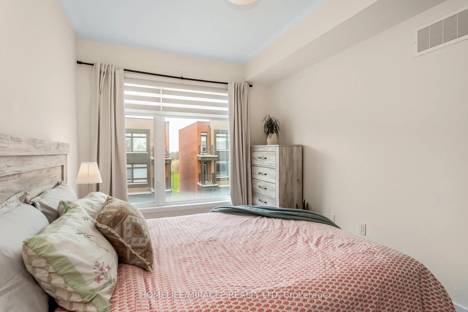 Photo 38 of 285 Dalhousie Street, Vaughan, Vaughan Grove — HOMEH