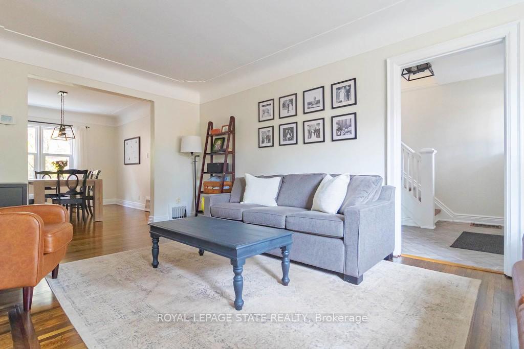 Photo 4 of 68 Bond Street S, Hamilton, Westdale — HOMEH