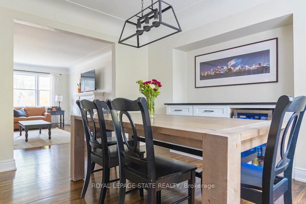 Photo 6 of 68 Bond Street S, Hamilton, Westdale — HOMEH