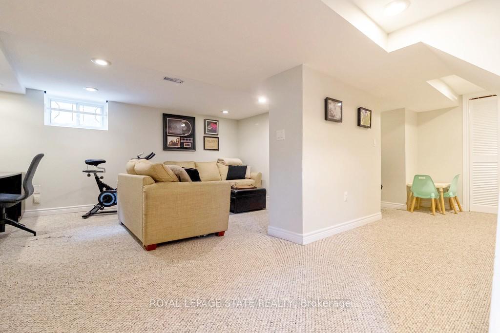 Photo 25 of 68 Bond Street S, Hamilton, Westdale — HOMEH