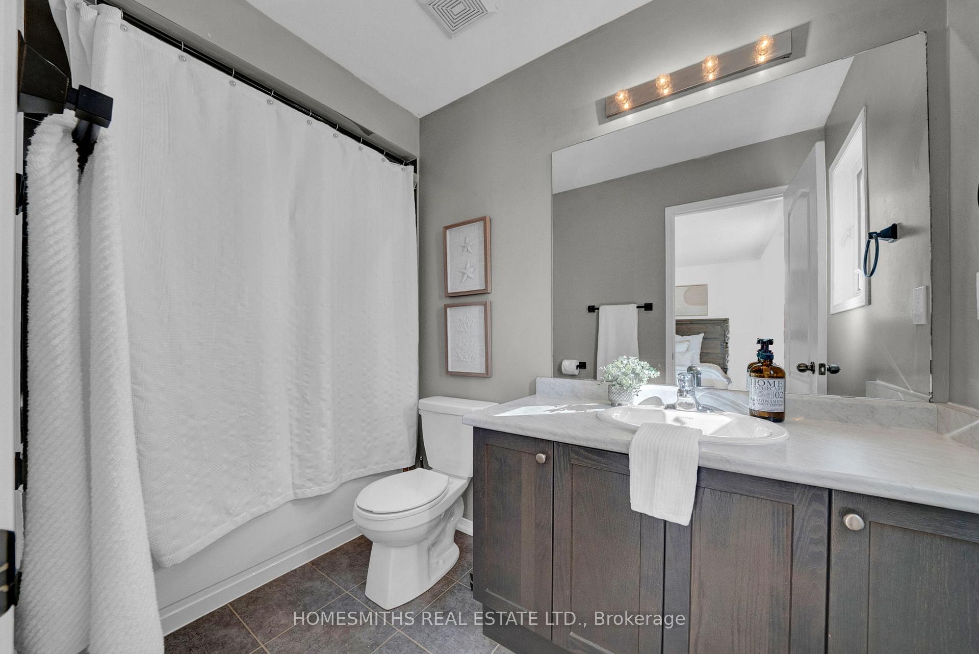 Photo 20 of 66 John Matthew Crescent, Clarington, Bowmanville — HOMEH